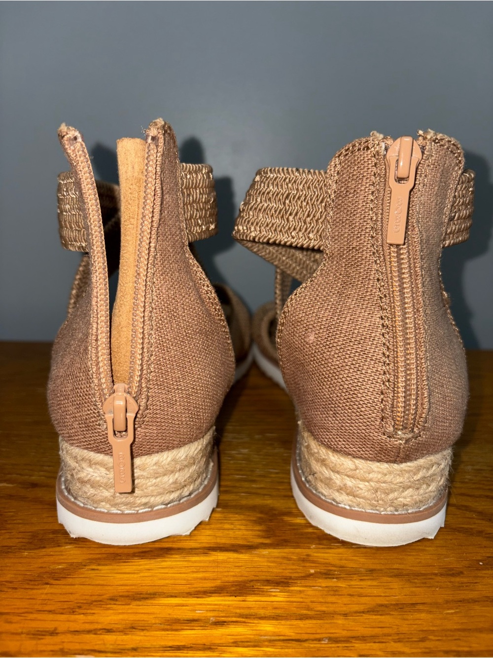 BOBS from Sketchers Woven Strappy Platform Espadrille Sandals Tan Taupe Size 8.5 - Picture 6 of 16